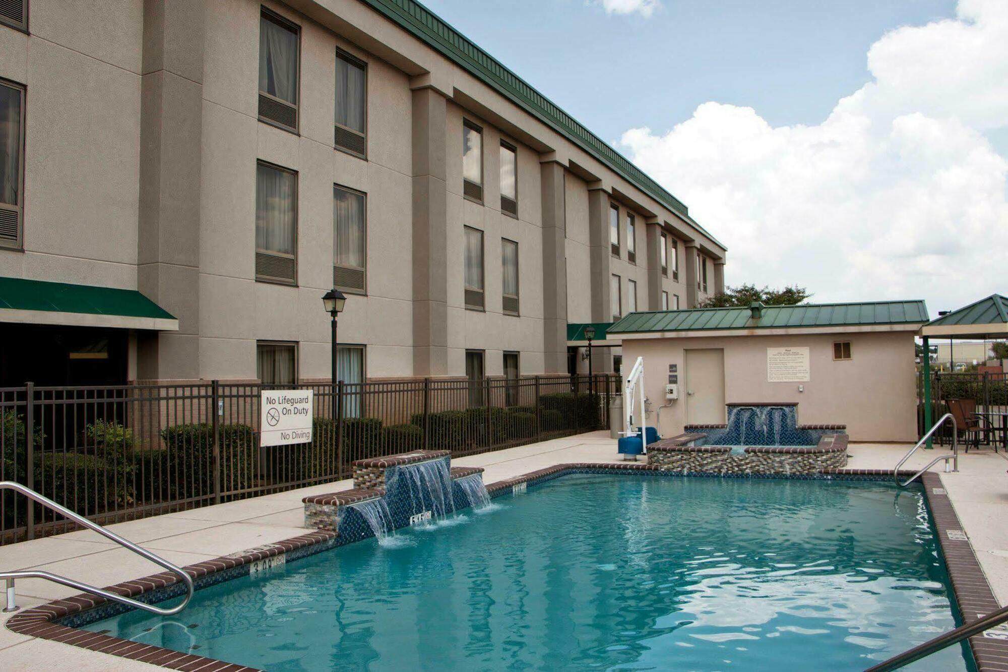Hampton Inn Marshall Exterior foto